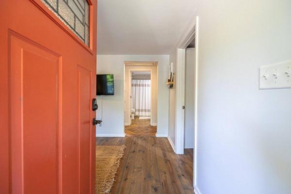 Downtown Bungalow Less Than 1 Miles To Uga Athens Exterior photo
